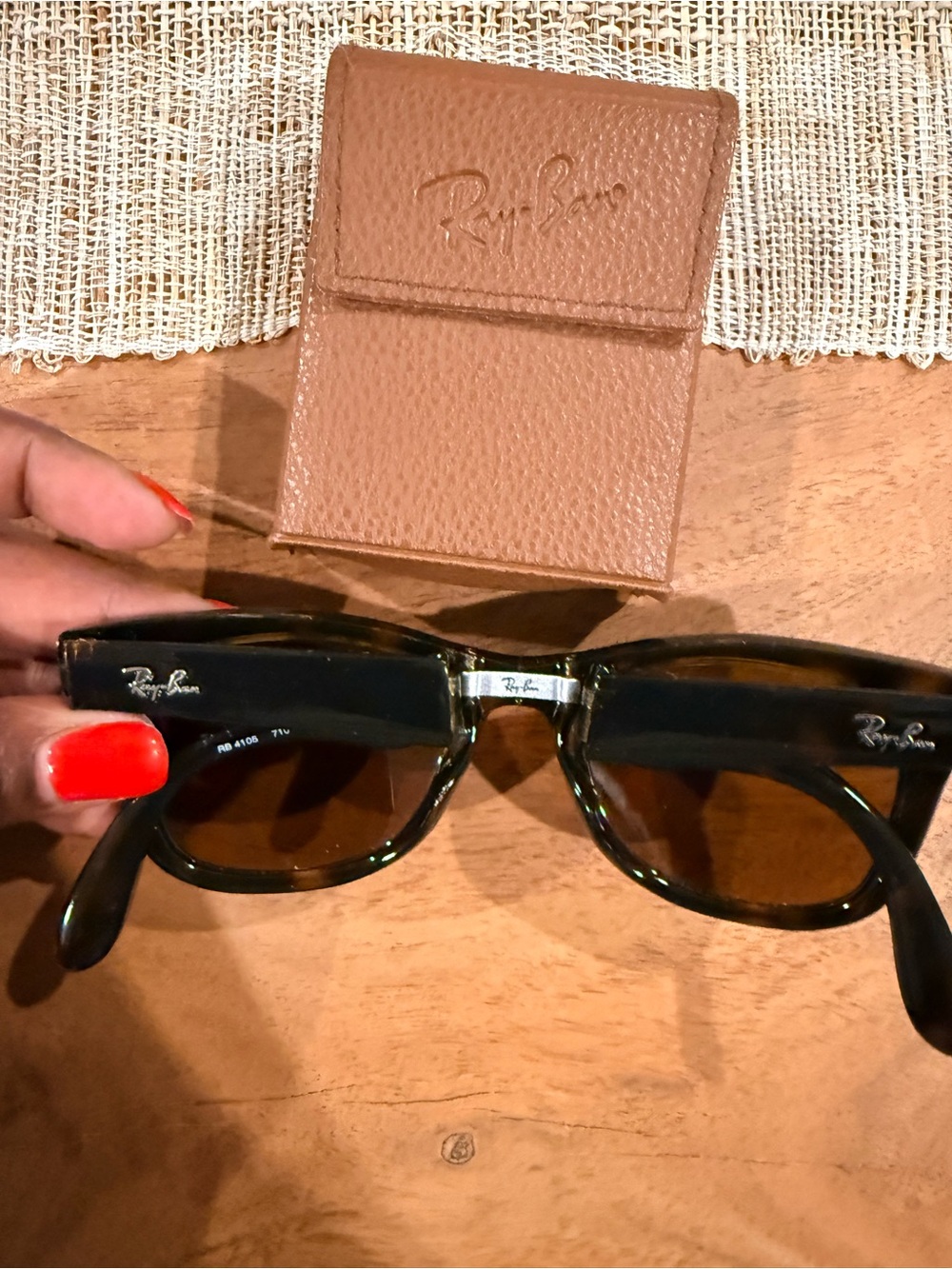 Ray-Ban Foldable Tortoise Frame, Brown Lens Sunglasses - Picture 4 of 6